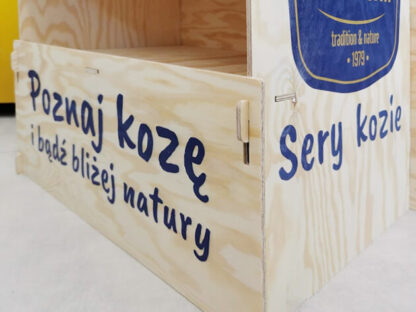 Display podłogowy ze sklejki na wymiar - obrazek 3