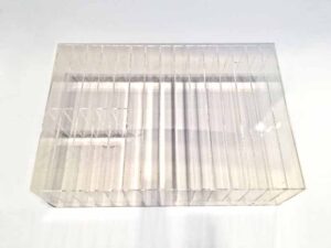 bezbarwny organizer z plexi