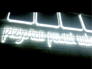 led napis naścienny